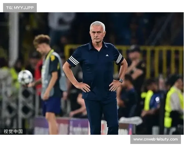 穆里尼奥执教本菲卡获欧冠首胜，终结小组赛4连败